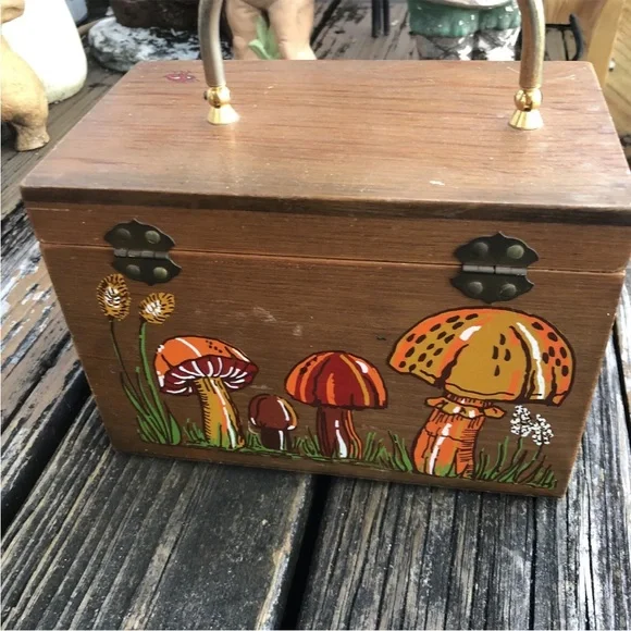 Caro Nan Mushroom Wood Purse Handbag Bag Metal Handle Red Orange Vintage 60s 70s - Picture 4 of 10